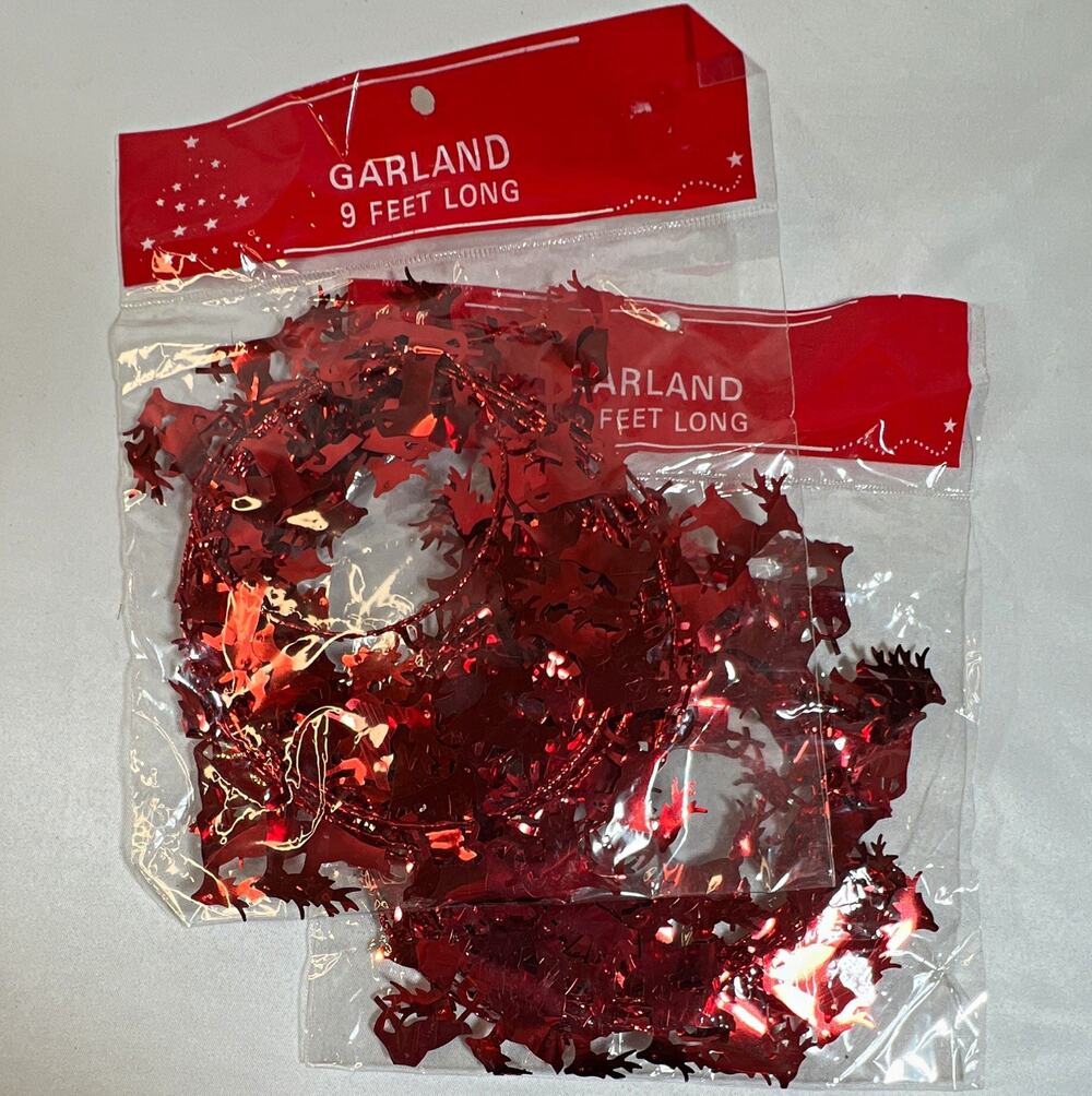 Vintage Red Foil Reindeer Garland 18 Ft Total Wired Christmas Taiwan NOS